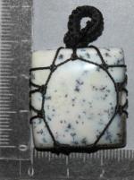 Pendentif  macramé Opale mousse
