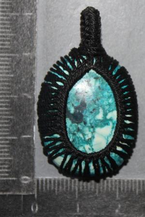 Pendentif  macramé imitation Turquoise